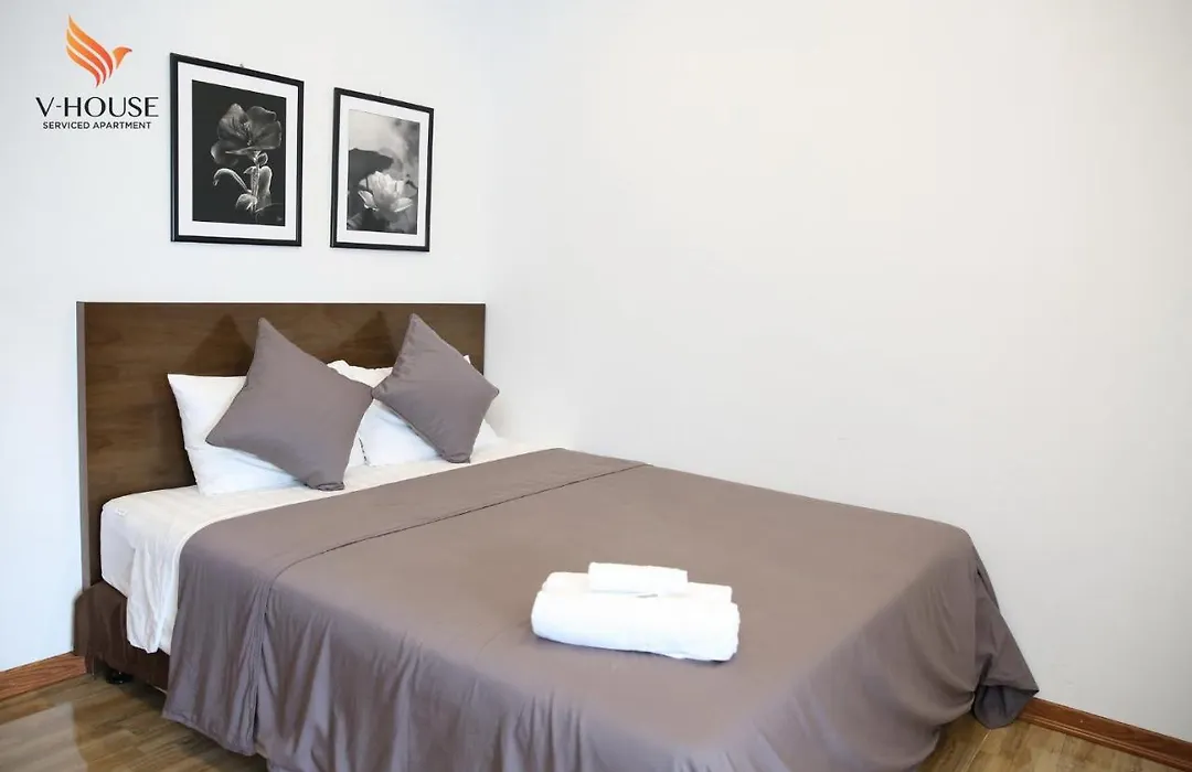 V House 5 Serviced Apartment-1